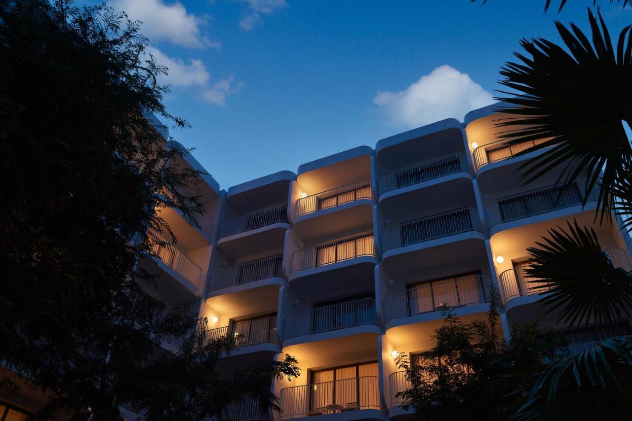 The Standard, Hua Hin Ξενοδοχείο Εξωτερικό φωτογραφία The hotel at night
