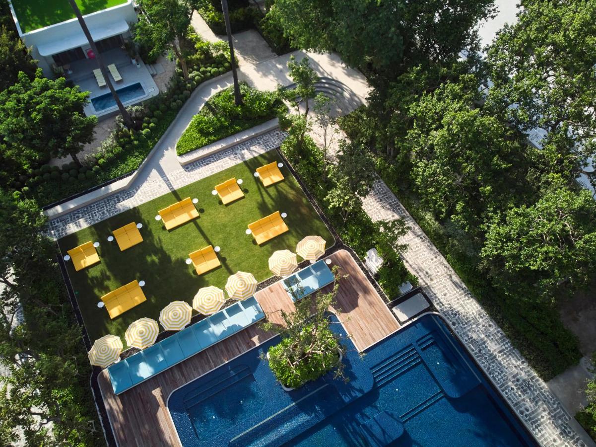 The Standard, Hua Hin Ξενοδοχείο Εξωτερικό φωτογραφία The rooftop pool at the hotel